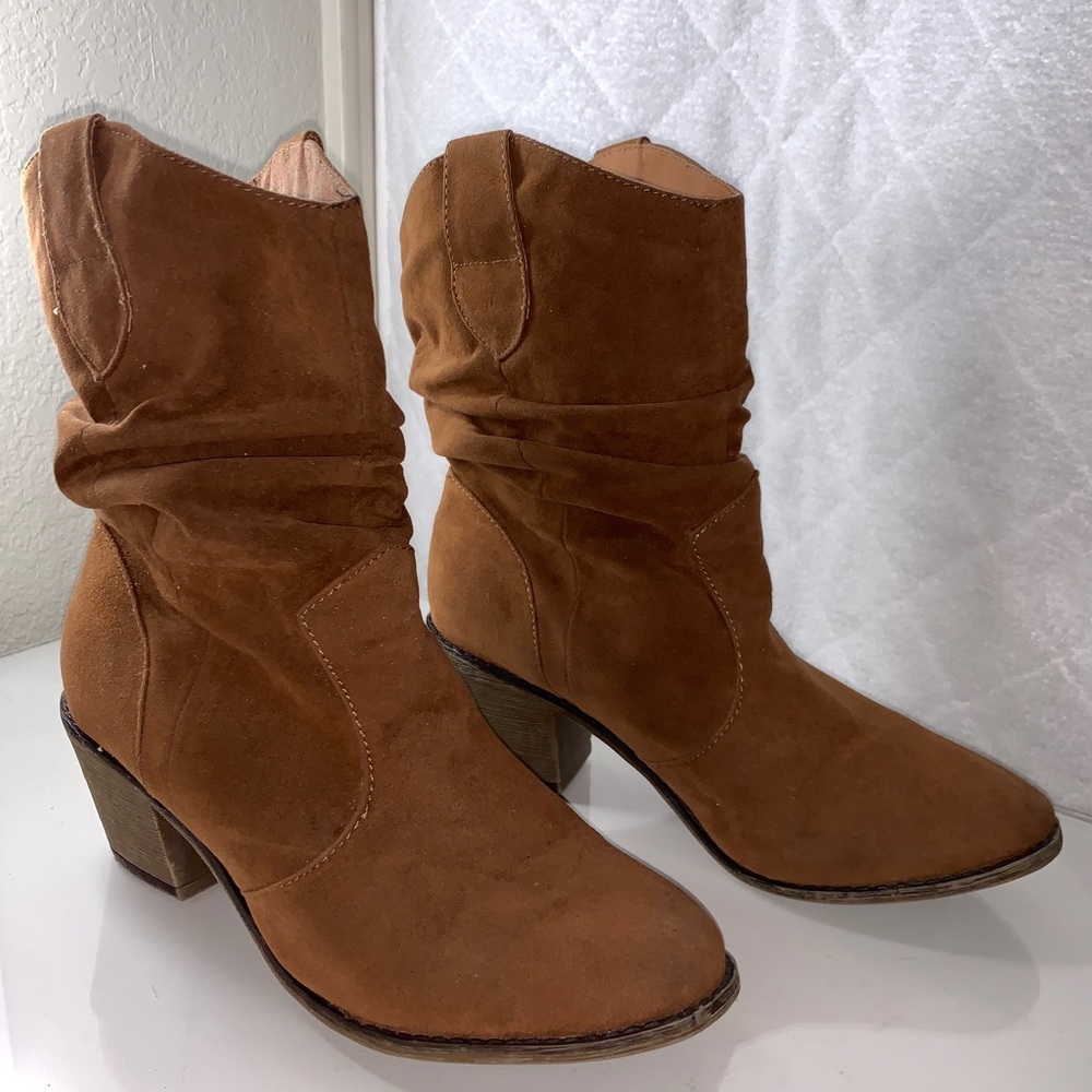 Women’s Slouchy Mid-Calf Suede Boots - Brown